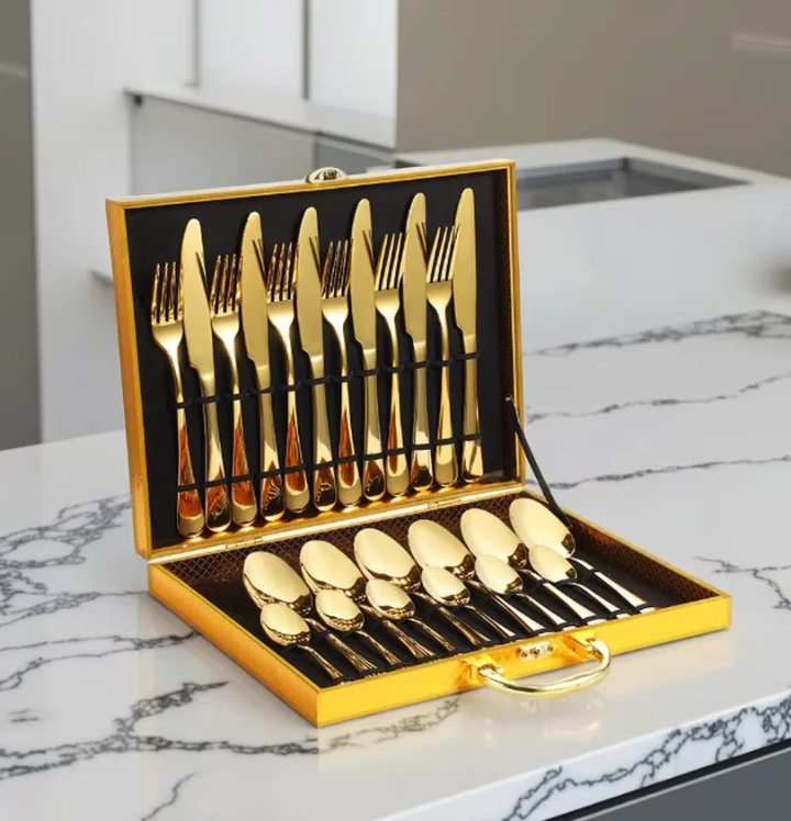 ✨ Coffret de Couverts Dorés de Luxe – Élégance & Prestige à Votre Table ✨